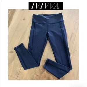 Ivivva Navy cropped leggings, size 10